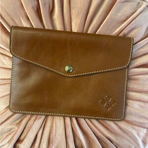 Patricia Nash Tech Envelope Bag